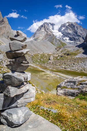 Mountain Camping in the Summer: High Elevation Tips and Trail Recommendations
