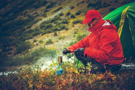 GPS vs. Traditional Navigation: What Every Camper Should Know